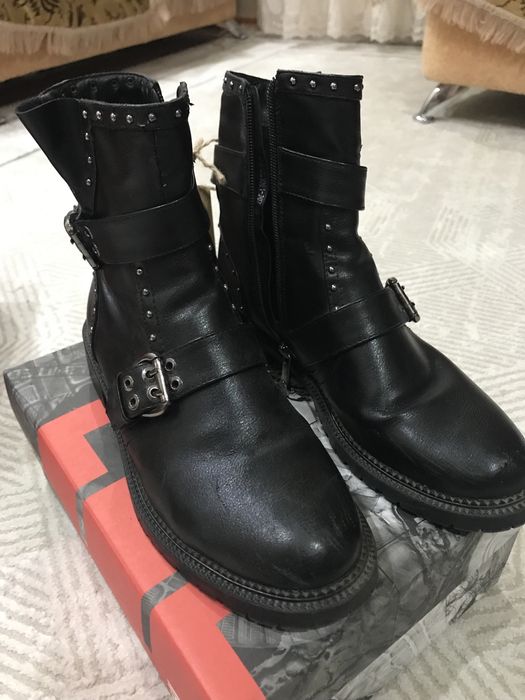 Детская обувь на девочку р36,37