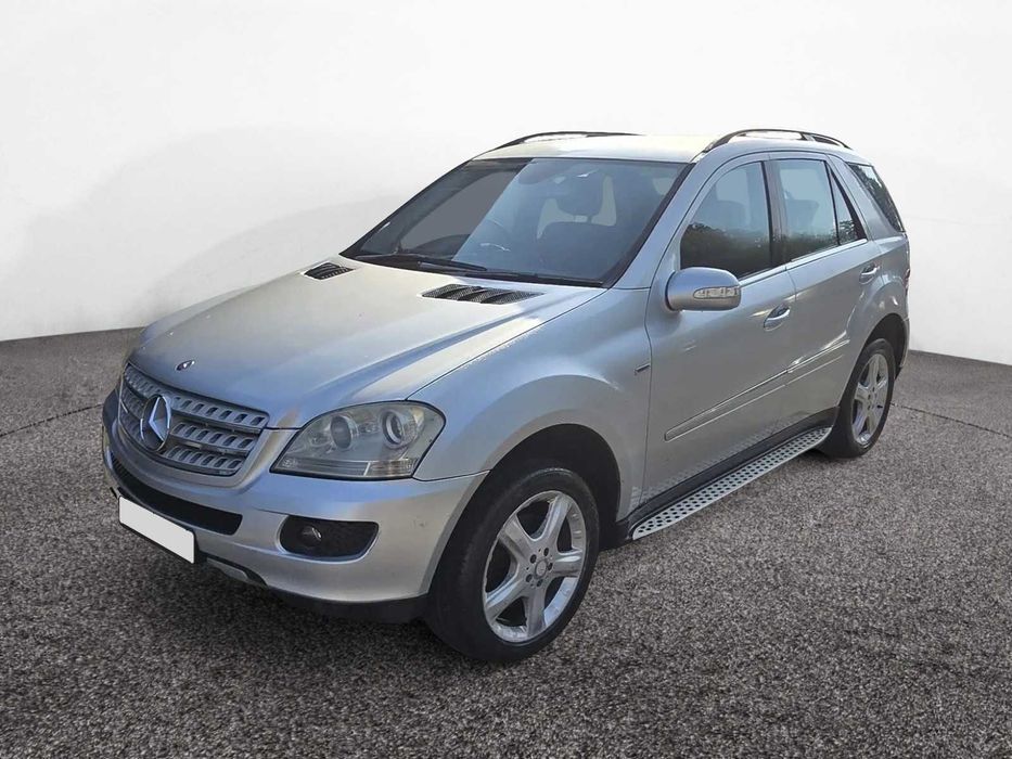Dezmembrari dezmembrez Mercedes Ml 320 3.0 cdi V6 cod motor OM642940