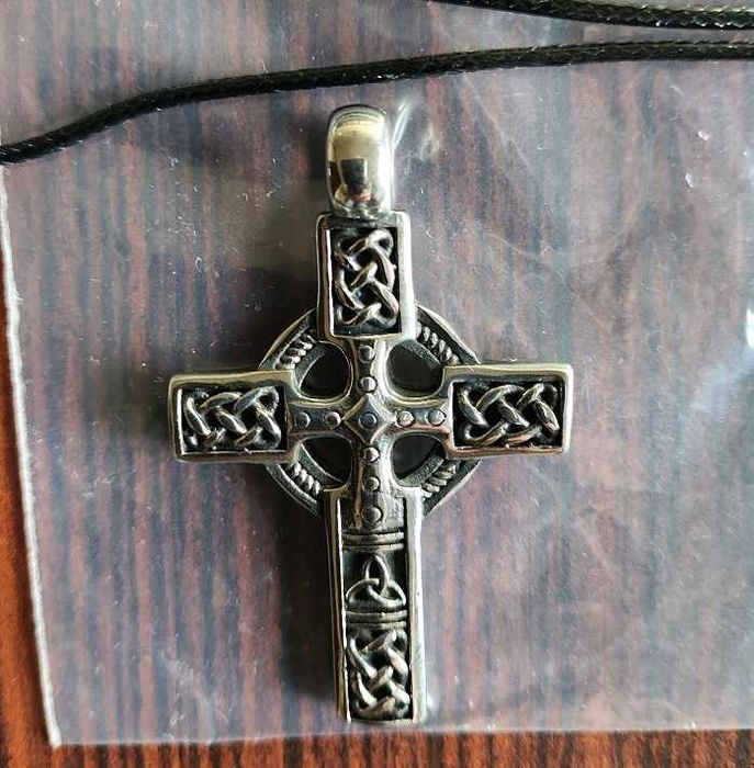 Келтски кръст, медицинска стомана 316 L