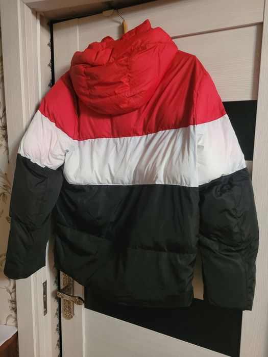 Продам мужские пуховики