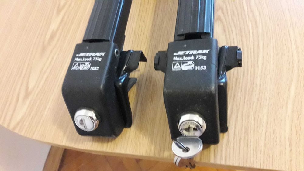 Bări transport auto cu suport pentru schiuri