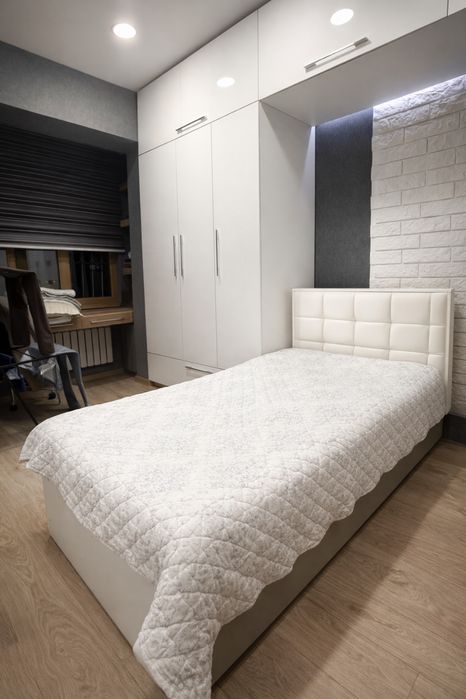 Продам кровать с анатомическим матрасом, готовое спальное место! Б/у