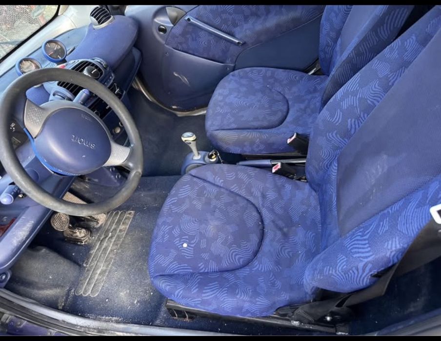 Smart Fortwo 2000 benzină, 600 € — imagine 5