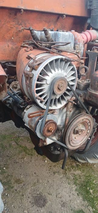 Mini traktor ,mator qilingan.