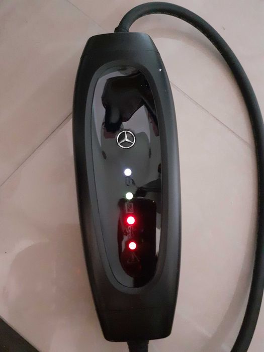 Statie incarcare portabila,incarcator masini electrice,hibrid MERCEDES