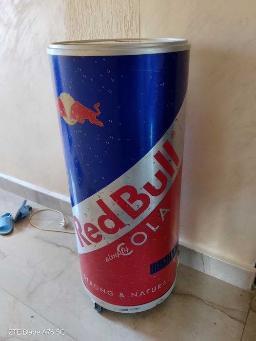 Хладилна витрина redbull