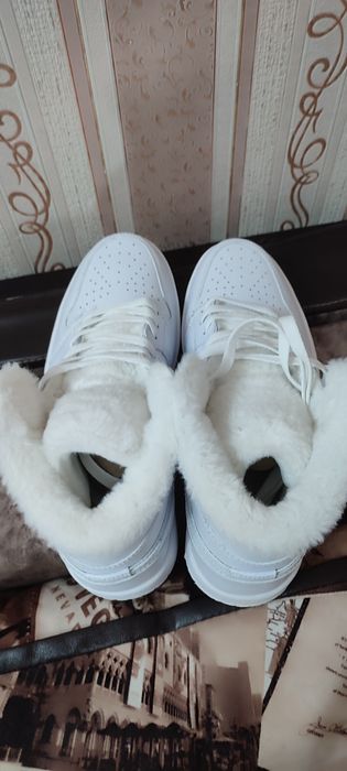 Зимние кроссовки