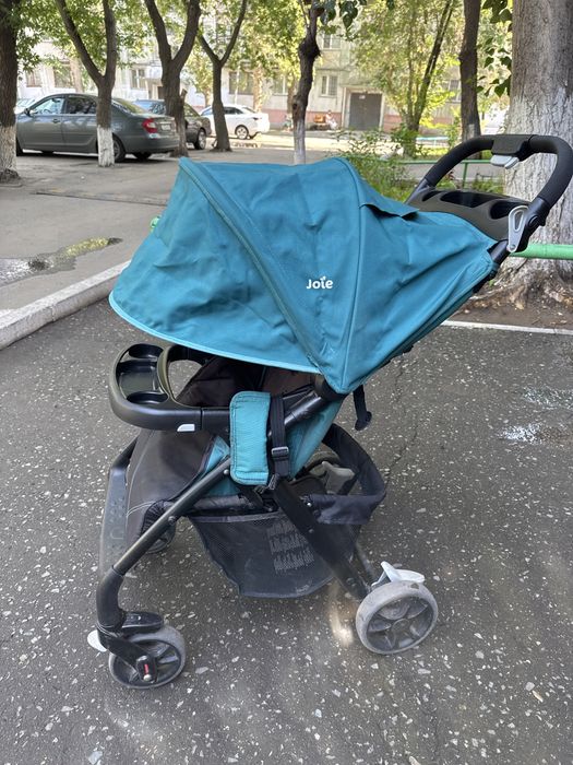 Коляска прогулочная