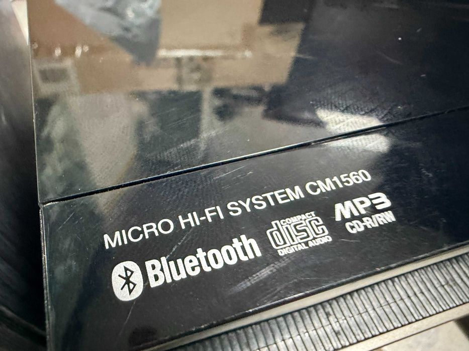 Аудио микросистема LG Micro Hi-Fi Audio System CM1560 Player,FM,USB,AUX,Bluetooth