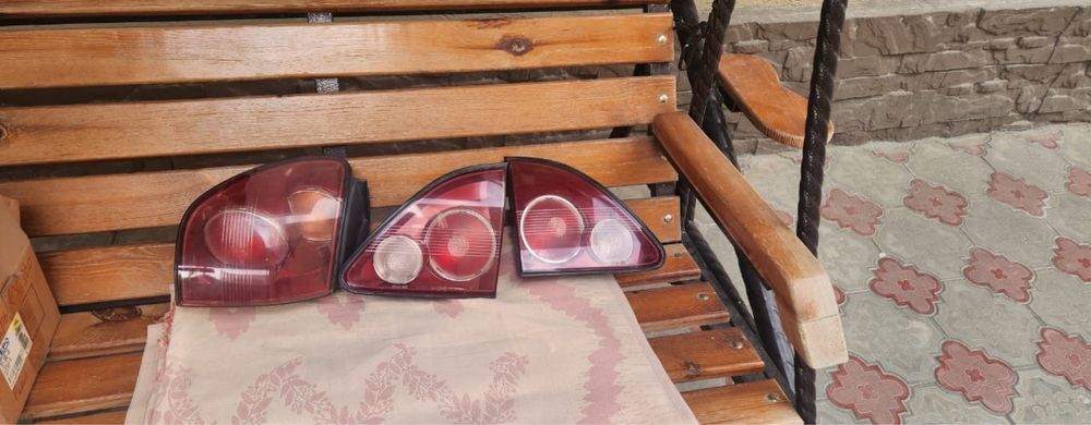 Фары на Lexus RX 300