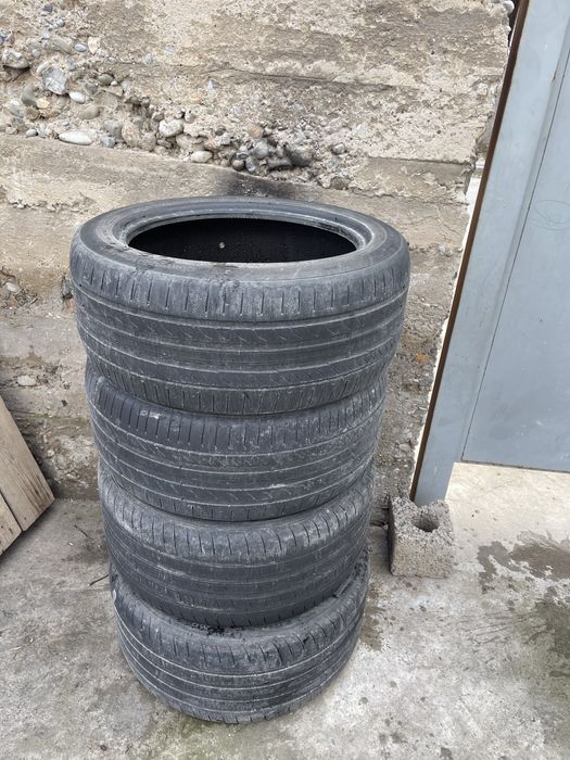 Шыны 255 /45 /18,275 /40 /18 состояние хорошие