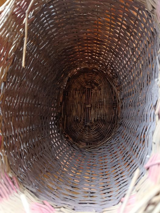 Скидка!Срочно продам плетёную корзинку