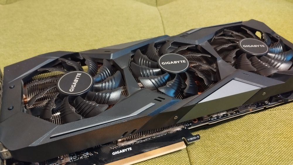 Placa video gigabyte GeForce 2080ti