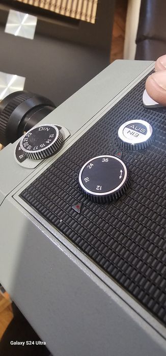 Старинна видео камера Quarz Zoom DS8-3 Made in USSR