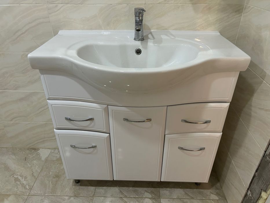 Ванна, биде, унитаз, умывальник