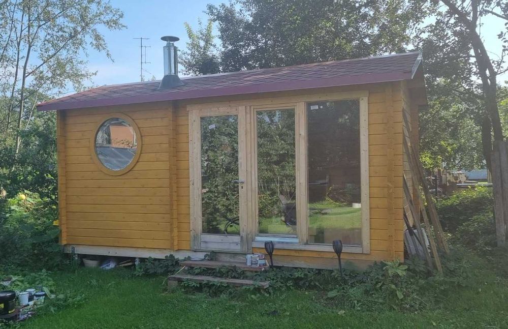 Piloni foranti pentru structura sustinere panouri fotovoltaice