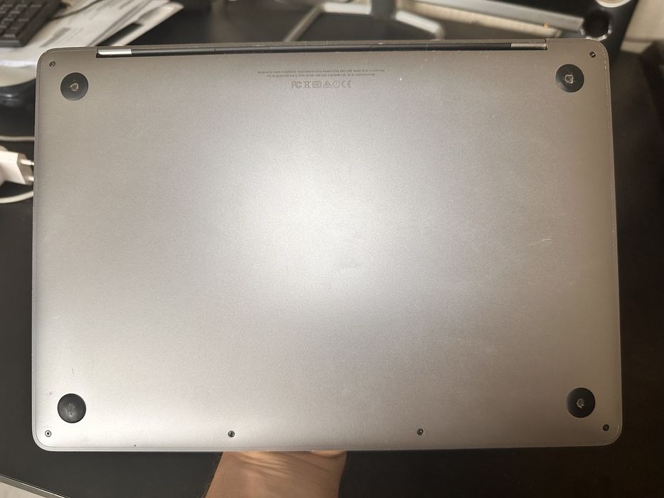 Apple MacBook Pro 13-inch 2.3GHz Core i5, 128 SSD - Space Gray - 2017