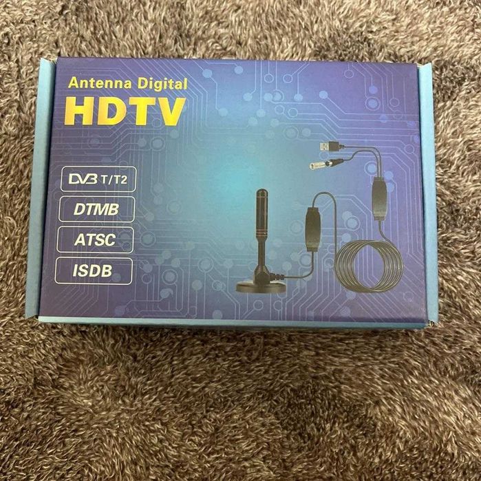 Стайна антена с вграден усилвател за цифрова телевизия