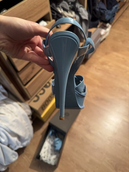 Продам 100% ОРИГИНАЛ туфли YSL