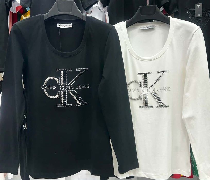 Дамски блузи с дълъг ръкав