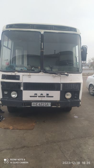 PAZ 32051.фургон грузо документ бор