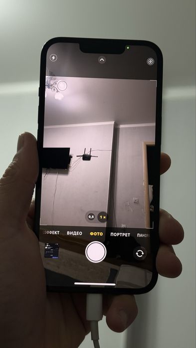 В продаже айфон 13