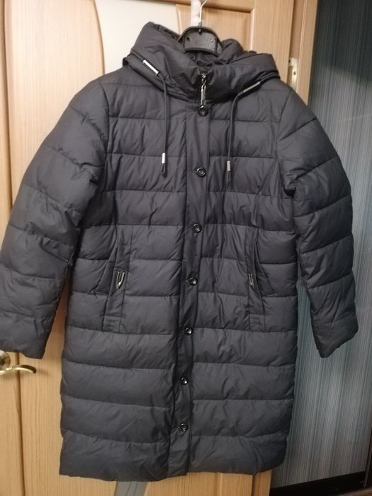 Продам зимние пальто.