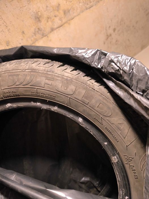 Продавам 4 броя зимни гуми