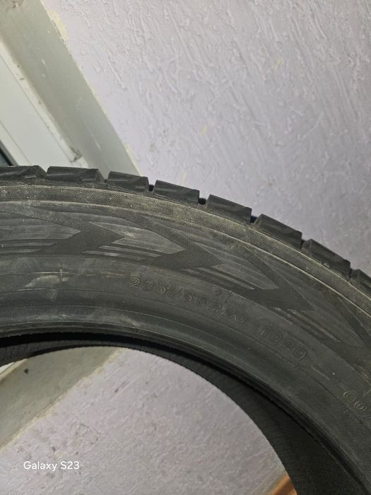 Продаю колёса (2 штуки)