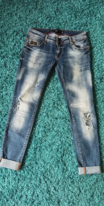 Дамски дънки 10лв