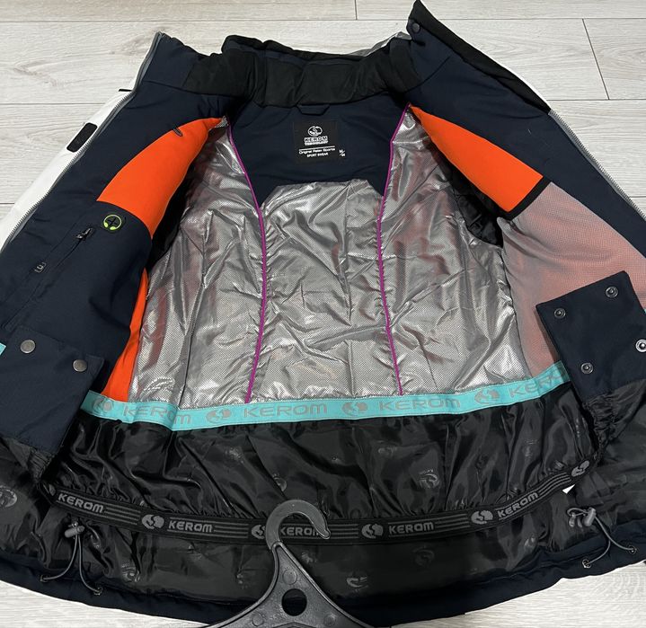 Женский лыжный костюм