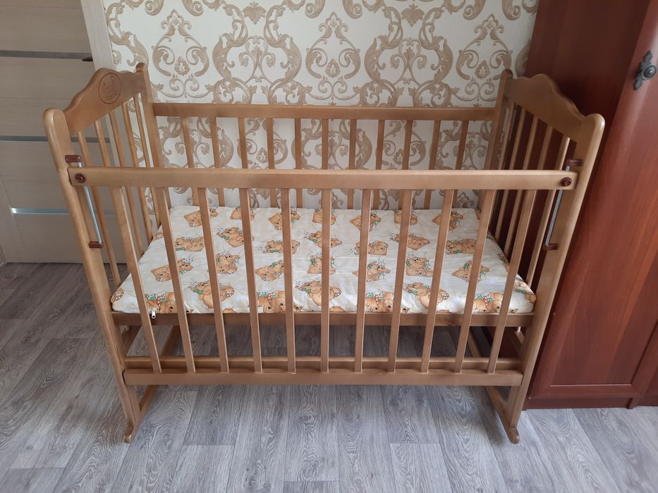 Кроватка детская