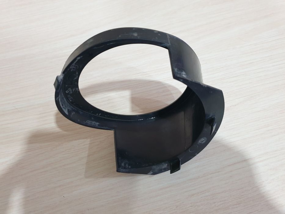 Рамка противотуманки бмв е39м