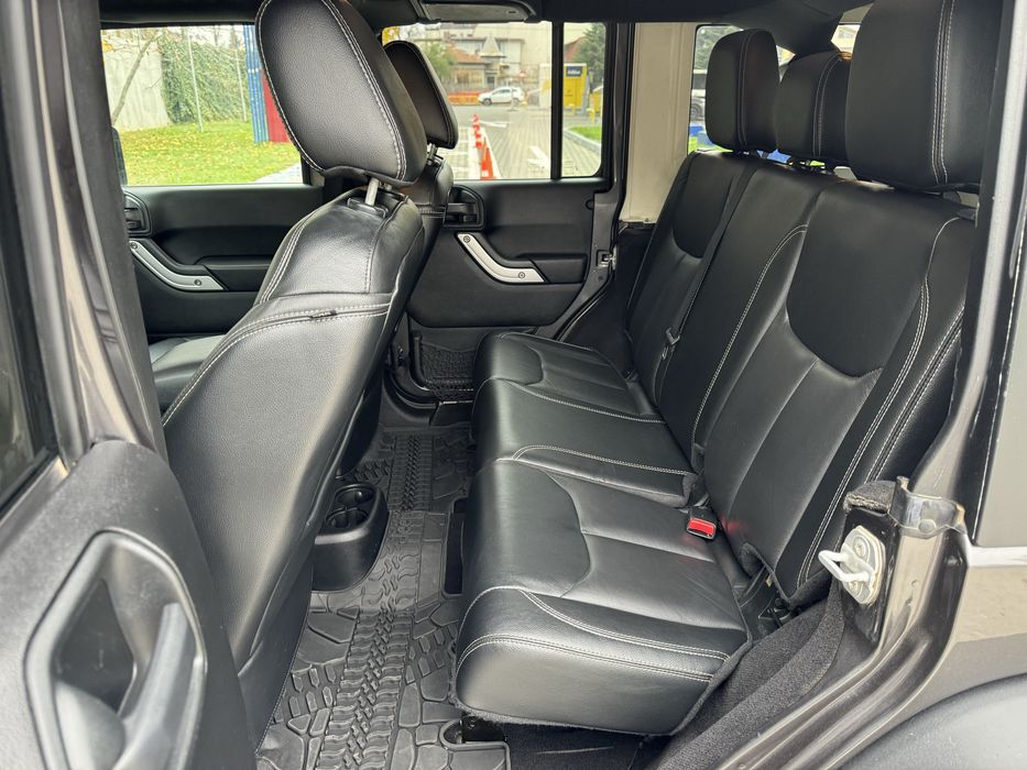 Jeep Rubicon an fab 2018 Motor 2.8 CRD 200 CP accept si variante auto!