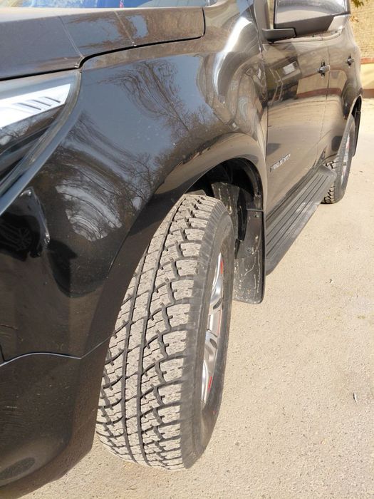 Maxtrek SU-800 A/T / P275/65R18