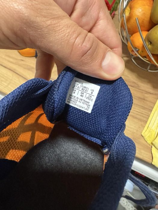 шипове Asics HYPER LD