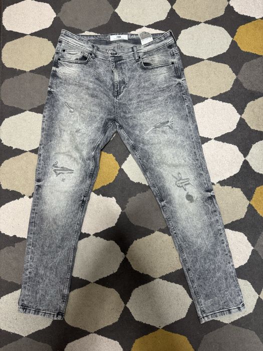 Blugi New Yorker Slim Fit Gri - Marime 34/30