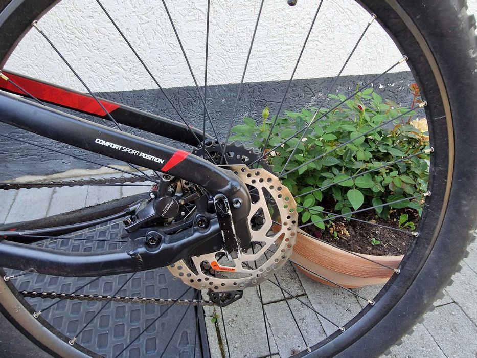 Bicicleta Rockrider ST530S modificată