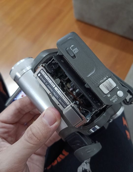 cameră video Panasonic model NV-GS17 Made in Japan