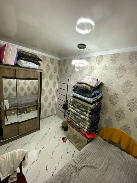 Яшнабадский р-н улица Мугроб 3 комнатная дом на земле