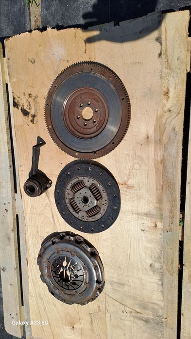 Твърд маховик за 6 скорости 1,9 тди 105к.с