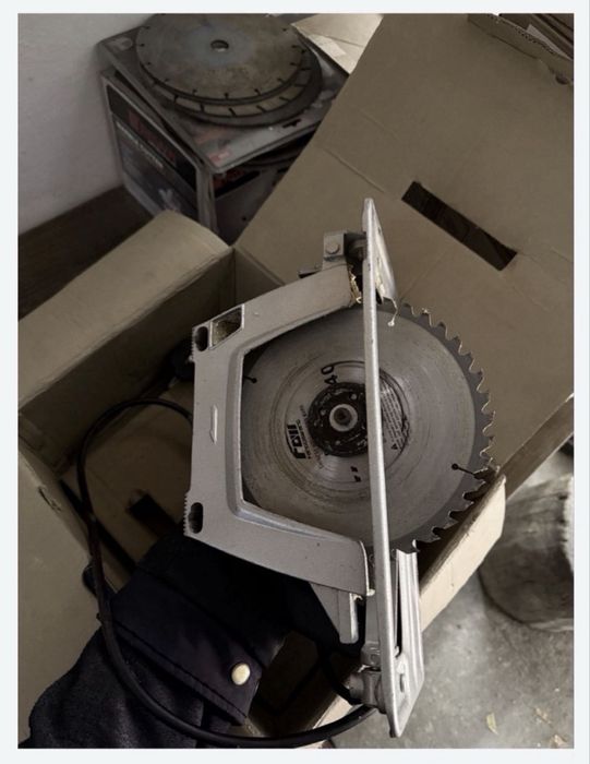 Большая дисковаяк пила pit p72001