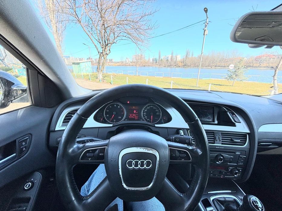 Vand Audi A4 model B8 an 2011