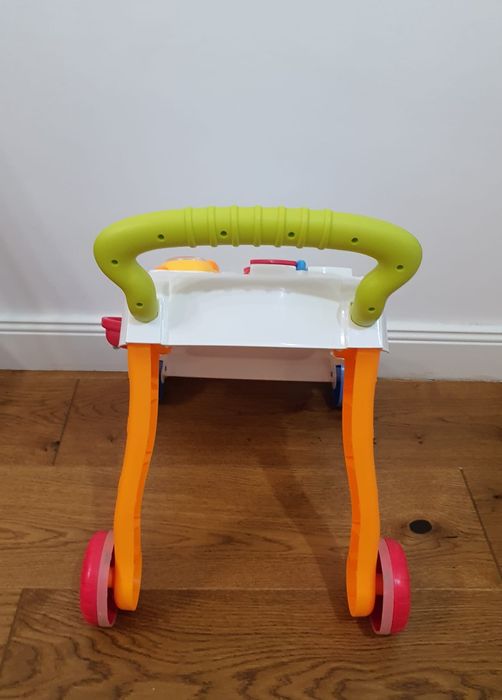 Premergator cu activitati, sunet si lumini