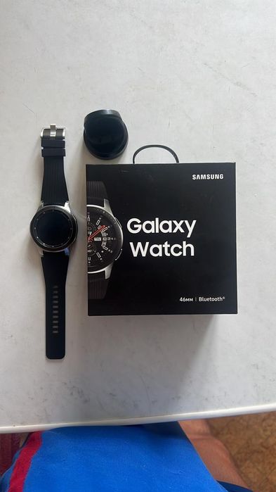 Часы Galaxy watch