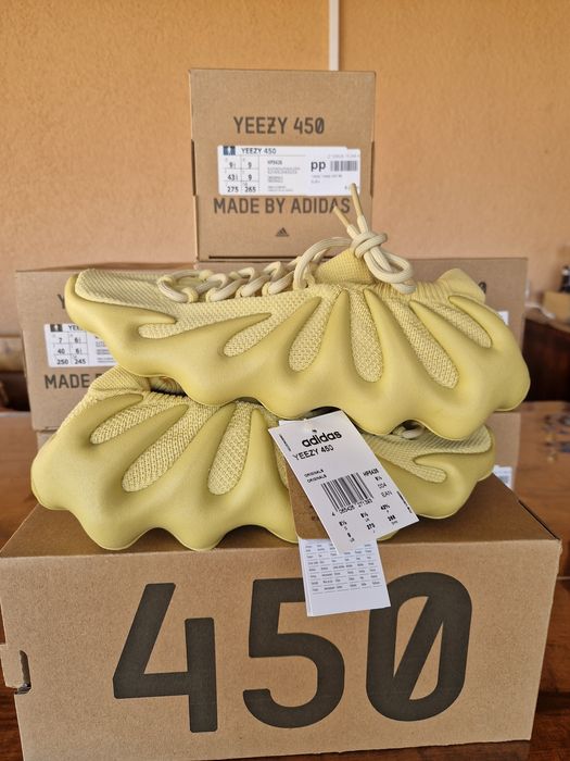 Yeezy 450 Sulfur