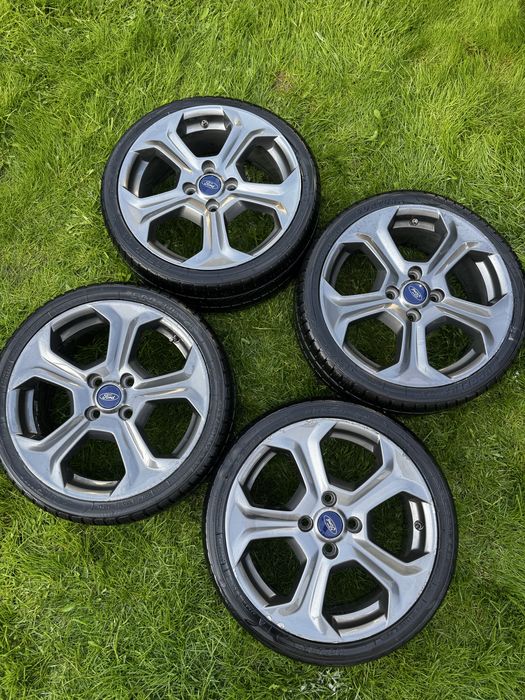 Vând jante aliaj R17 originale Ford Fiesta ST / ST Line – aspect sport, stare bună