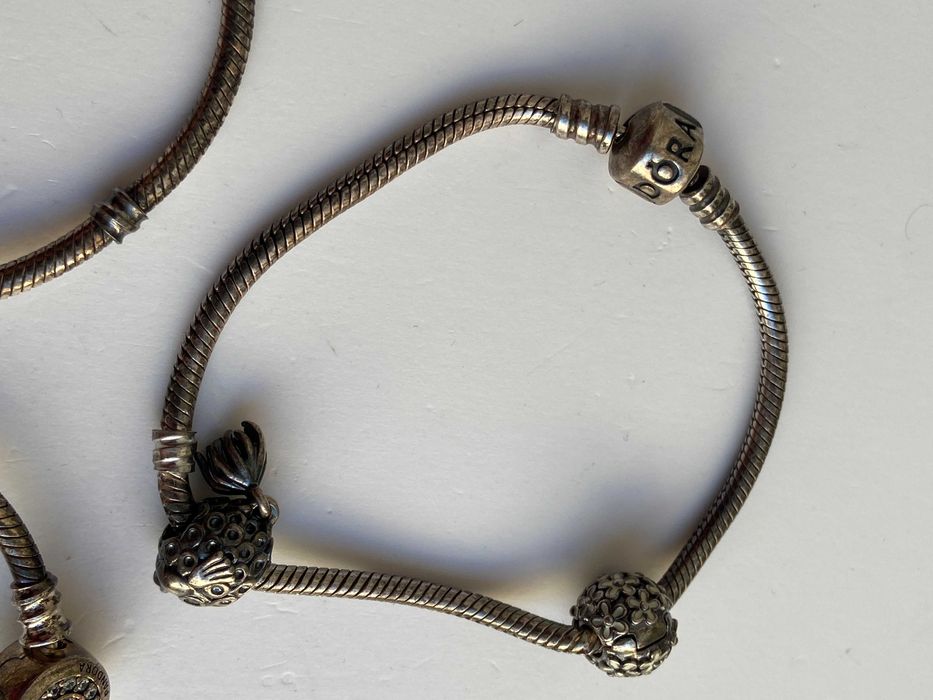 ЛОТ 5 Сребърни гривни Pandora