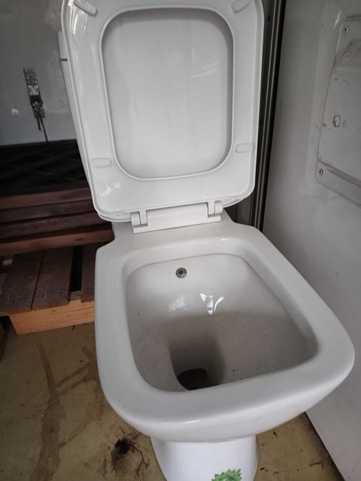 WC complet, neutilizat
