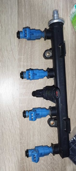 Комплект бензинови дюзи / инжектори Bosch 0280155816 за Fiat / Lancia 1.2 16V